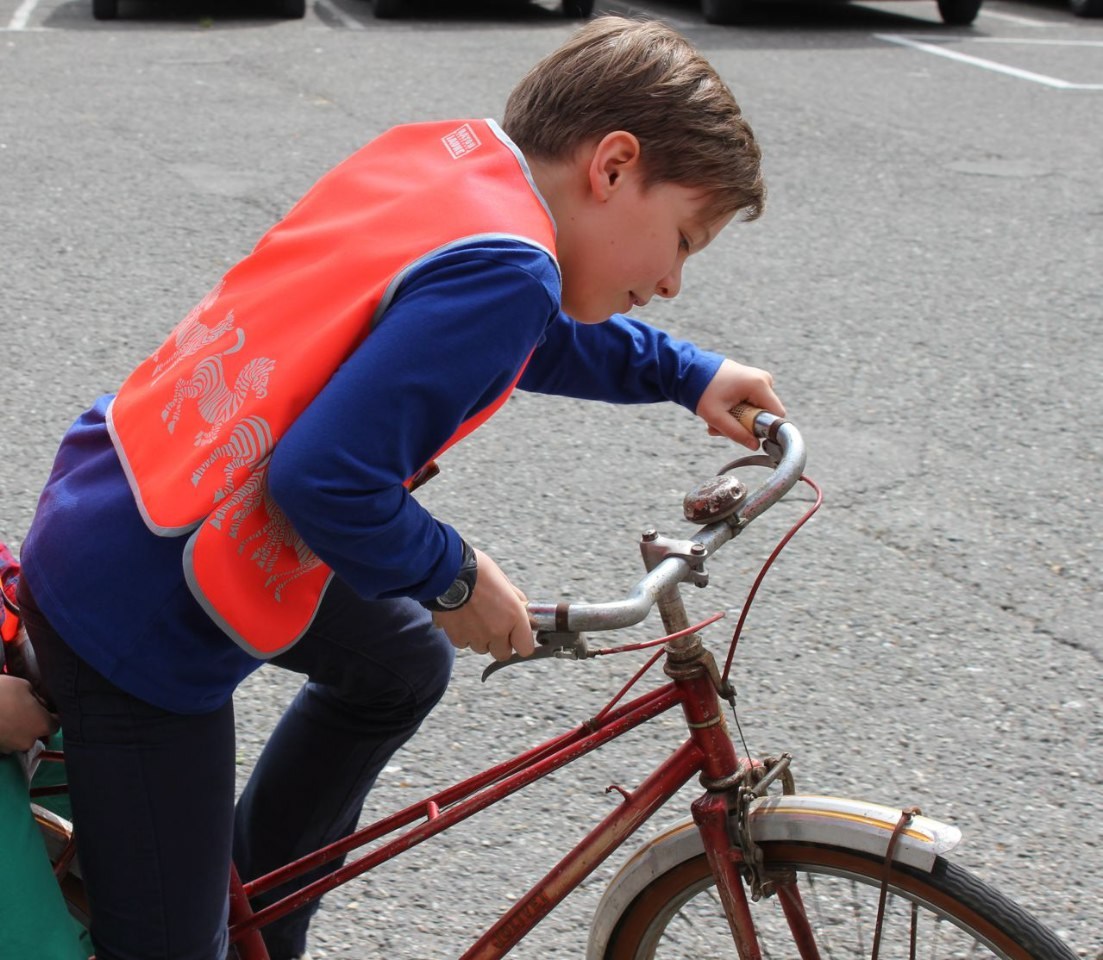 gilet velo rose fluo